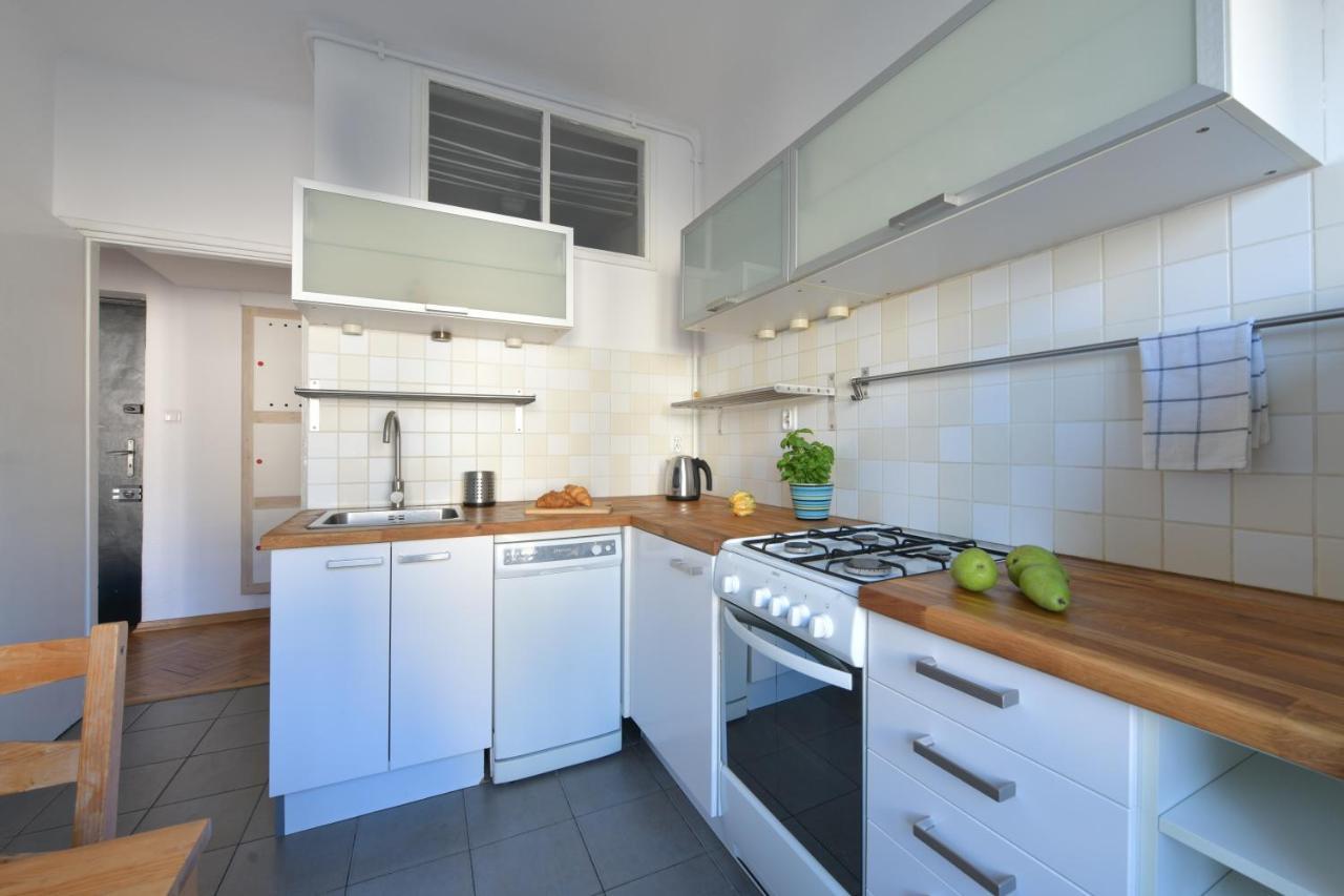 Wilcza 3 - Apartament Dla 4 Osob - 260M Do Ambasady Usa - Duzy Balkon Od Strony Dziedzinca - Wifi - Good Apartments Varsavia Esterno foto